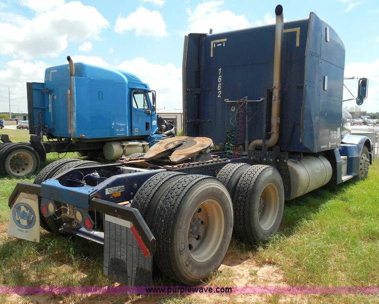 image for item I3350 1998 Peterbilt 377 semi truck