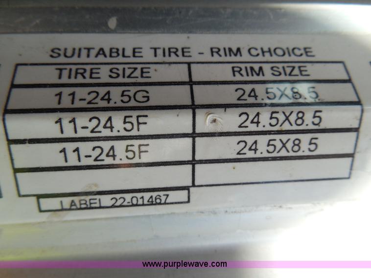 image for item I3350 1998 Peterbilt 377 semi truck