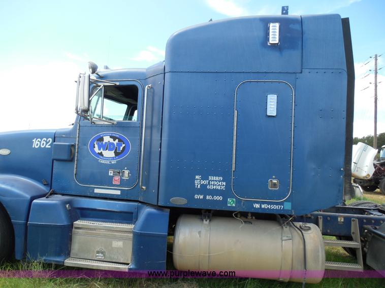 image for item I3350 1998 Peterbilt 377 semi truck