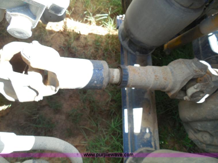 image for item I3350 1998 Peterbilt 377 semi truck