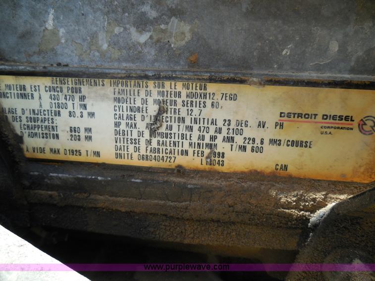 image for item I3350 1998 Peterbilt 377 semi truck