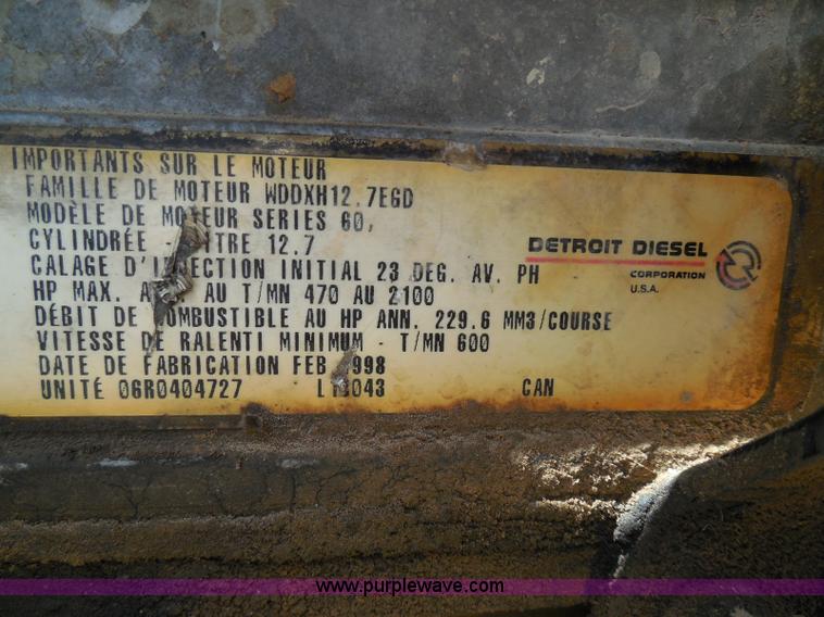 image for item I3350 1998 Peterbilt 377 semi truck