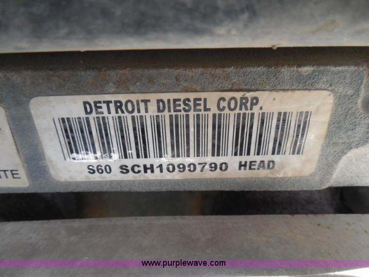 image for item I3350 1998 Peterbilt 377 semi truck