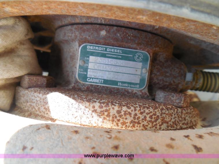 image for item I3350 1998 Peterbilt 377 semi truck