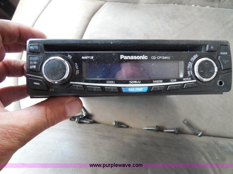 image for item I3351 2005 International 9400i semi truck