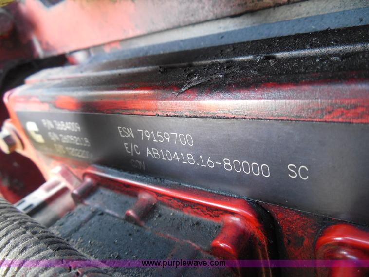 image for item I3353 2005 International 9400i semi truck