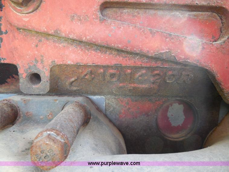 image for item I3353 2005 International 9400i semi truck