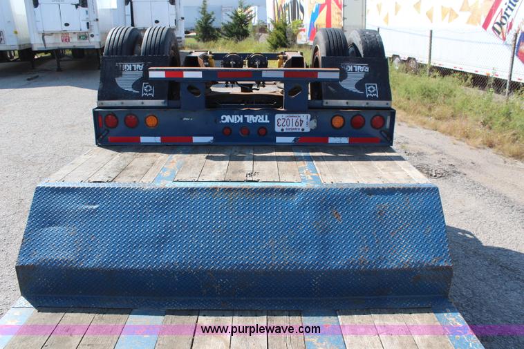 image for item I5998 2006 Trail King TK70MG-482 MG Series detachable lowboy trailer
