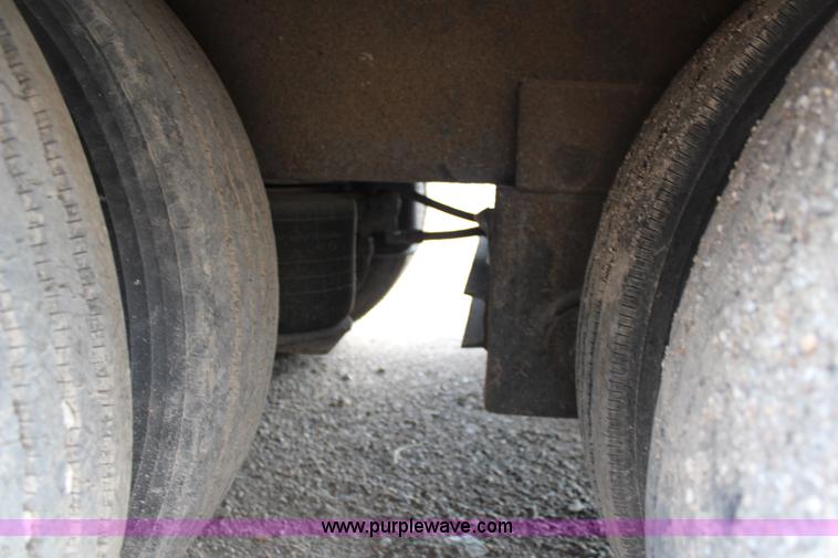 image for item J1125 1998 Kentucky moving van trailer