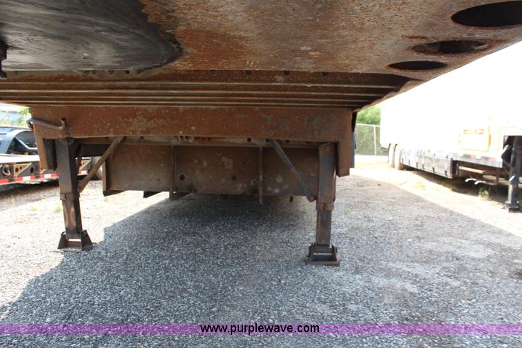 image for item J1127 1984 Kentucky moving van trailer