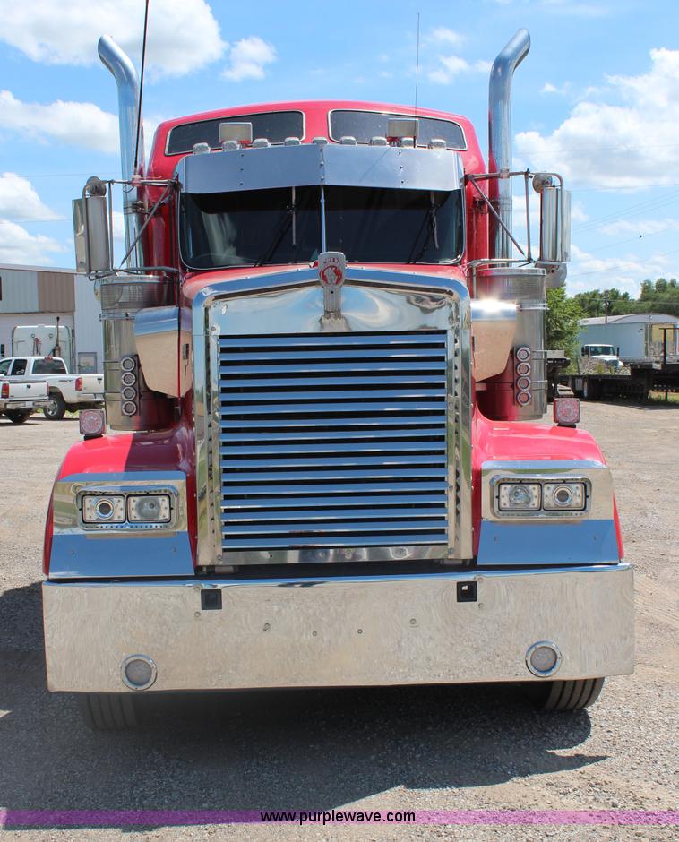image for item J1147 1998 Kenworth W900 semi truck