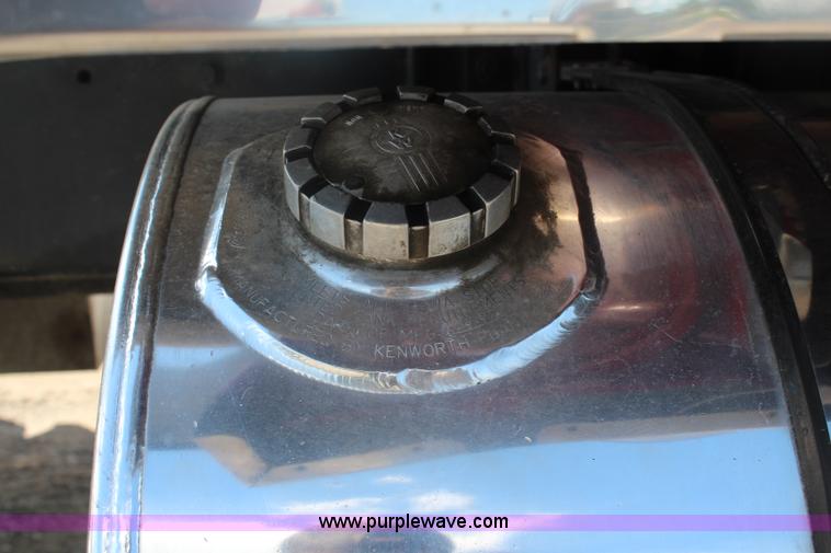 image for item J1147 1998 Kenworth W900 semi truck