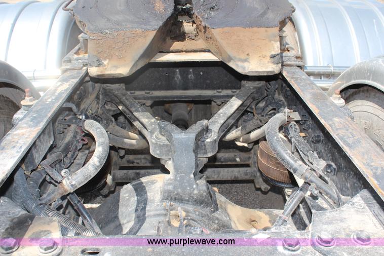 image for item J1147 1998 Kenworth W900 semi truck