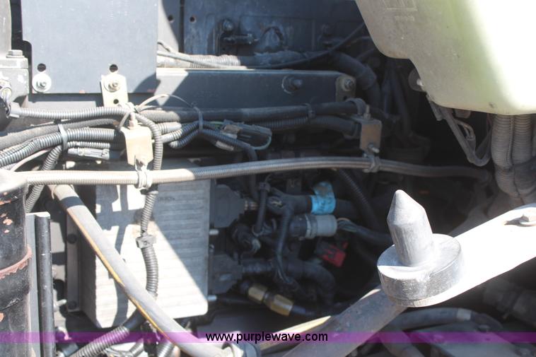 image for item J2077 1996 Kenworth T600 semi truck