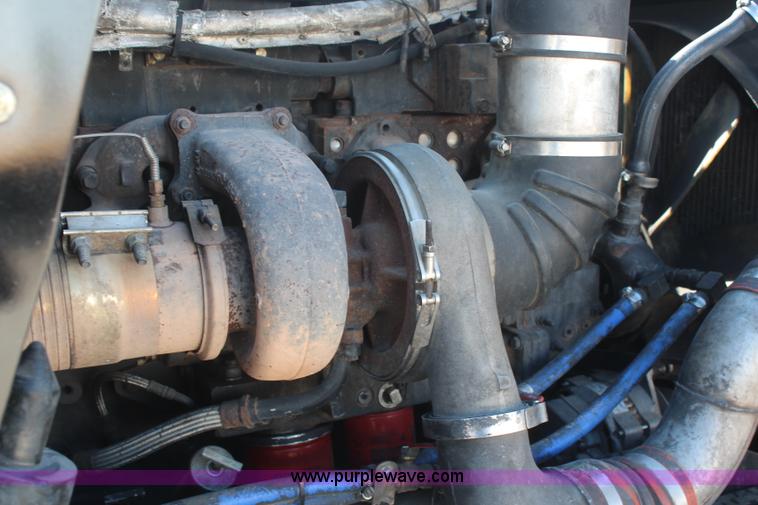 image for item J2077 1996 Kenworth T600 semi truck