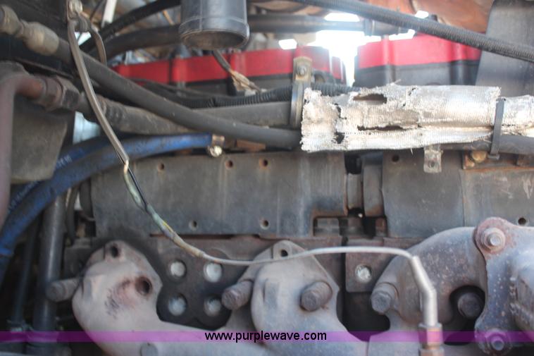 image for item J2077 1996 Kenworth T600 semi truck