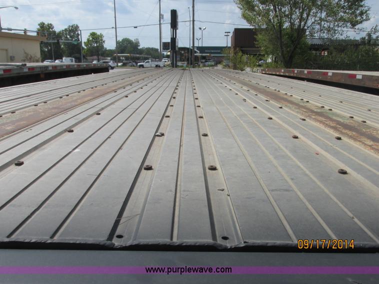 image for item J2410 1995 Utility FS2CHAE trailer