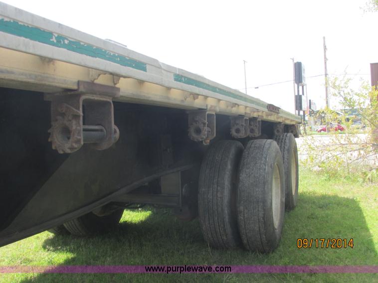 image for item J2410 1995 Utility FS2CHAE trailer