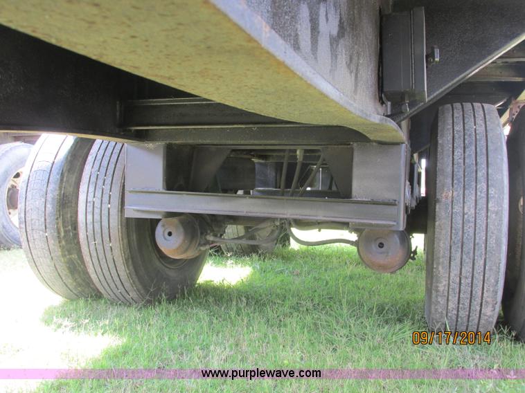 image for item J2410 1995 Utility FS2CHAE trailer