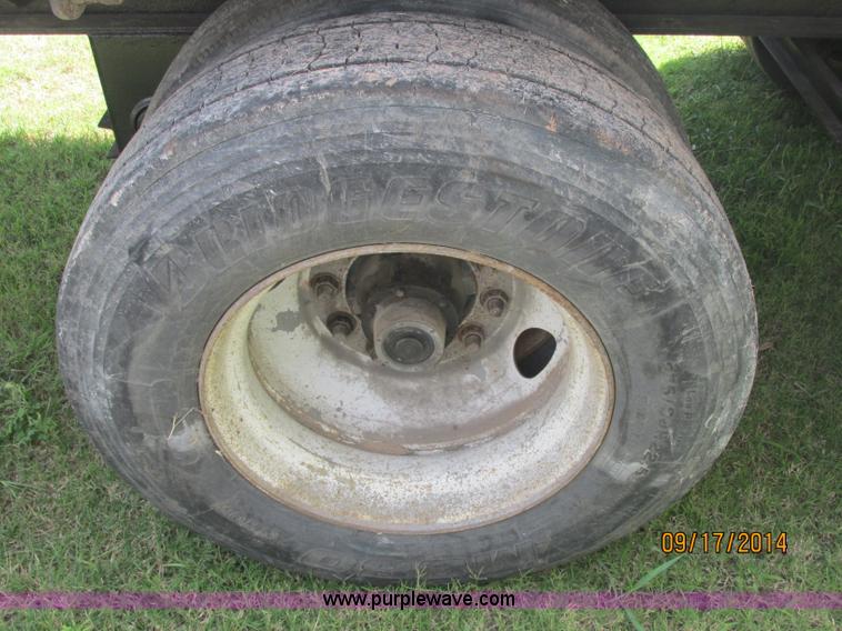 image for item J2410 1995 Utility FS2CHAE trailer