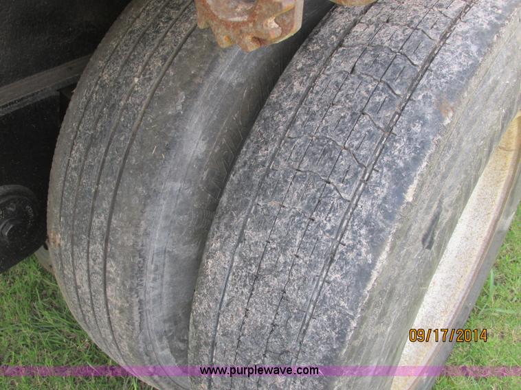 image for item J2410 1995 Utility FS2CHAE trailer