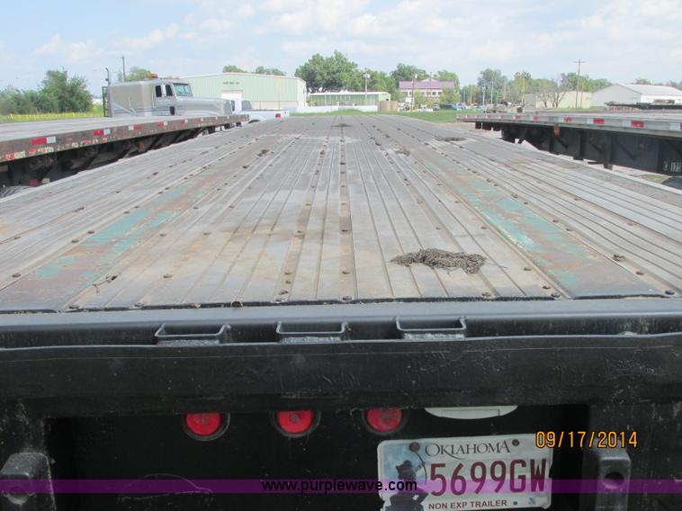 image for item J2410 1995 Utility FS2CHAE trailer