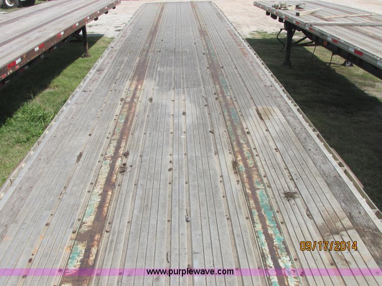 image for item J2410 1995 Utility FS2CHAE trailer