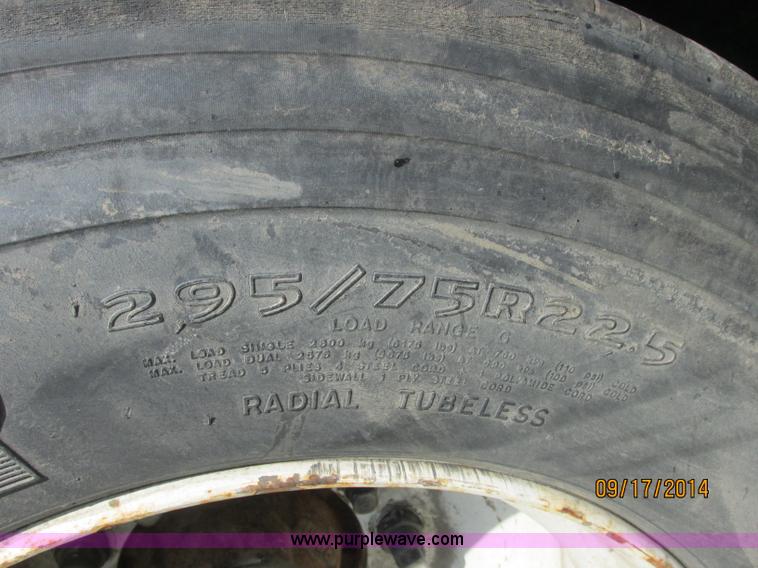 image for item J2410 1995 Utility FS2CHAE trailer