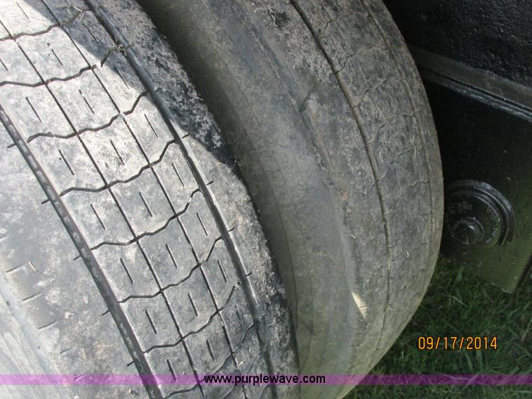 image for item J2410 1995 Utility FS2CHAE trailer