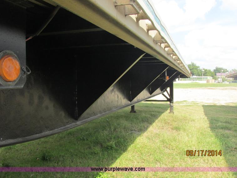 image for item J2410 1995 Utility FS2CHAE trailer