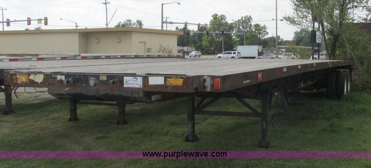 image for item J2412 1999 Dorsey DCTS-48 trailer