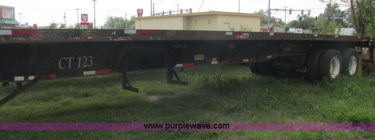 image for item J2412 1999 Dorsey DCTS-48 trailer