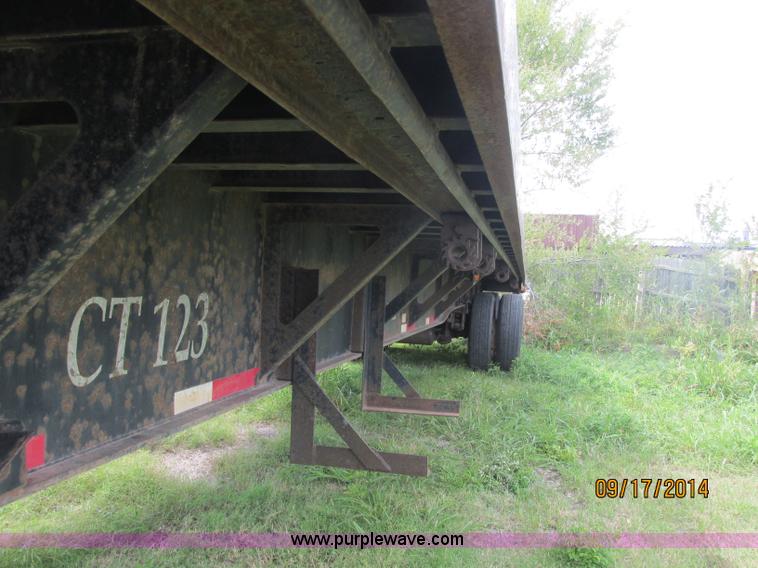 image for item J2412 1999 Dorsey DCTS-48 trailer