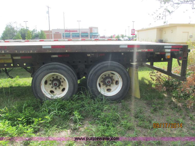 image for item J2412 1999 Dorsey DCTS-48 trailer