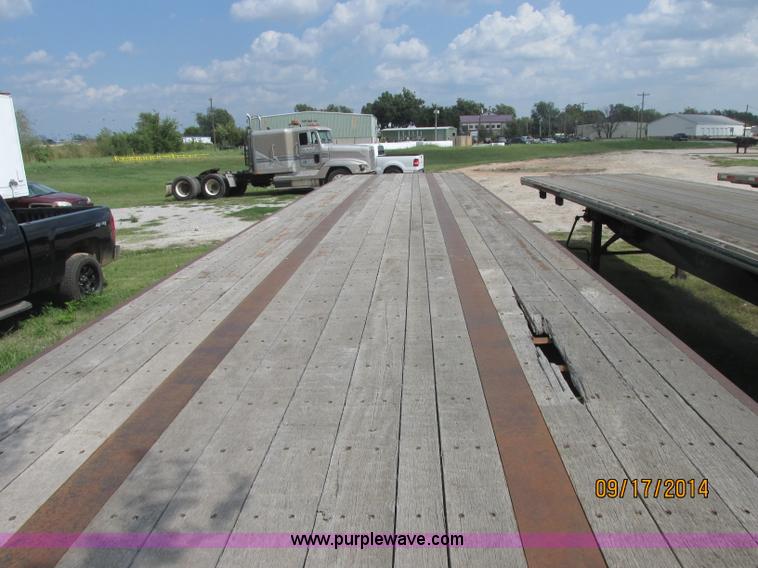 image for item J2412 1999 Dorsey DCTS-48 trailer