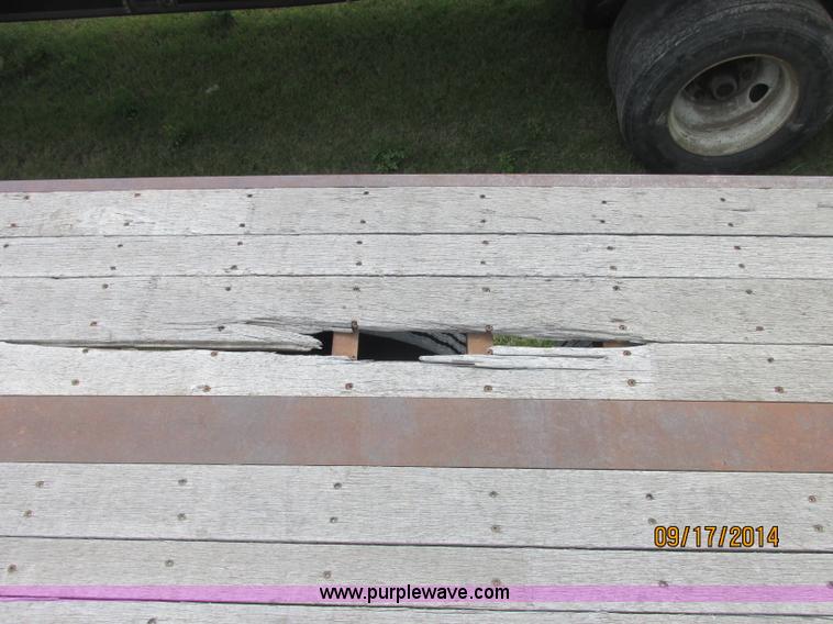 image for item J2412 1999 Dorsey DCTS-48 trailer