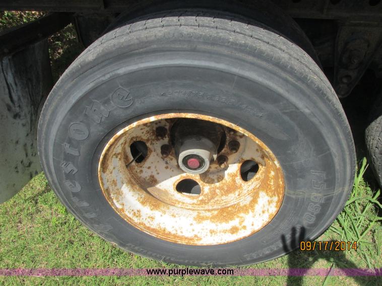 image for item J2412 1999 Dorsey DCTS-48 trailer