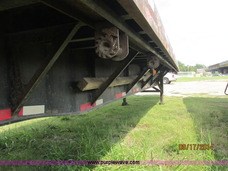 image for item J2412 1999 Dorsey DCTS-48 trailer