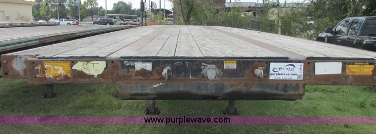image for item J2412 1999 Dorsey DCTS-48 trailer