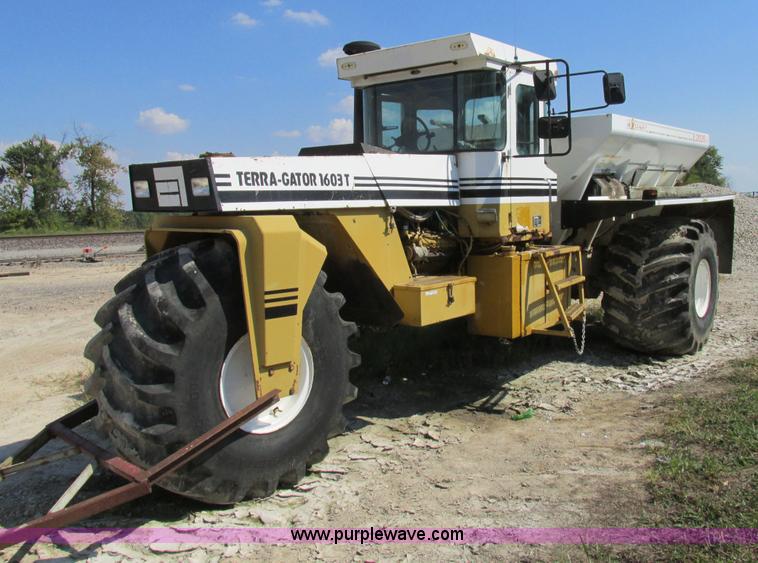 image for item AW9886 1990 Ag-Chem TerraGator 1603T self-propelled applicator
