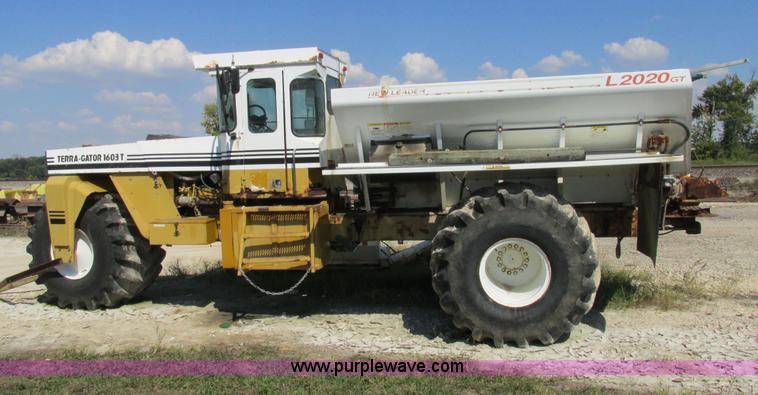 image for item AW9886 1990 Ag-Chem TerraGator 1603T self-propelled applicator
