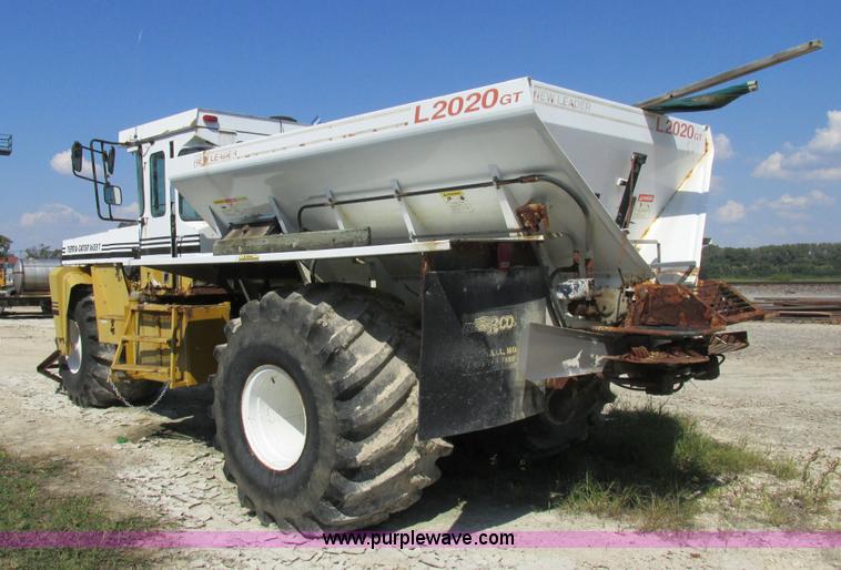 image for item AW9886 1990 Ag-Chem TerraGator 1603T self-propelled applicator