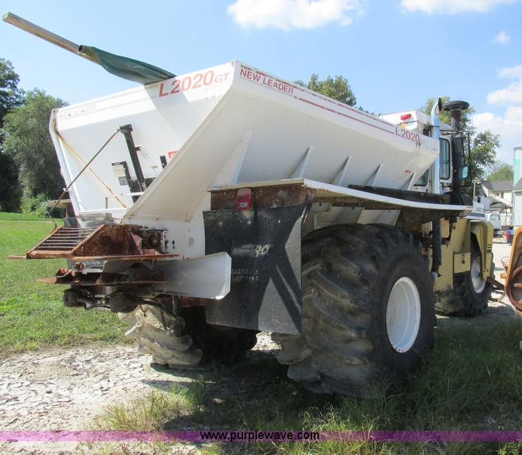 image for item AW9886 1990 Ag-Chem TerraGator 1603T self-propelled applicator