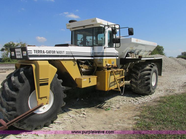 image for item AW9886 1990 Ag-Chem TerraGator 1603T self-propelled applicator