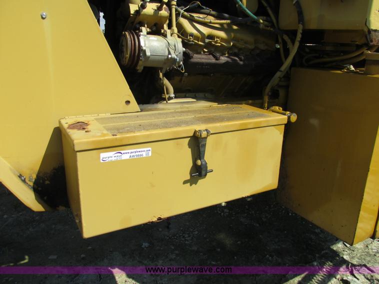 image for item AW9886 1990 Ag-Chem TerraGator 1603T self-propelled applicator