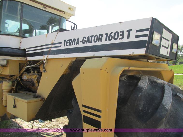 image for item AW9886 1990 Ag-Chem TerraGator 1603T self-propelled applicator