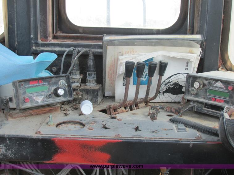 image for item AW9886 1990 Ag-Chem TerraGator 1603T self-propelled applicator