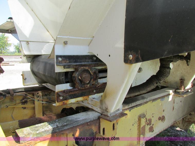 image for item AW9886 1990 Ag-Chem TerraGator 1603T self-propelled applicator