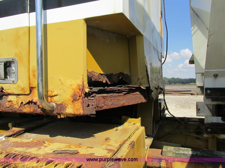 image for item AW9886 1990 Ag-Chem TerraGator 1603T self-propelled applicator