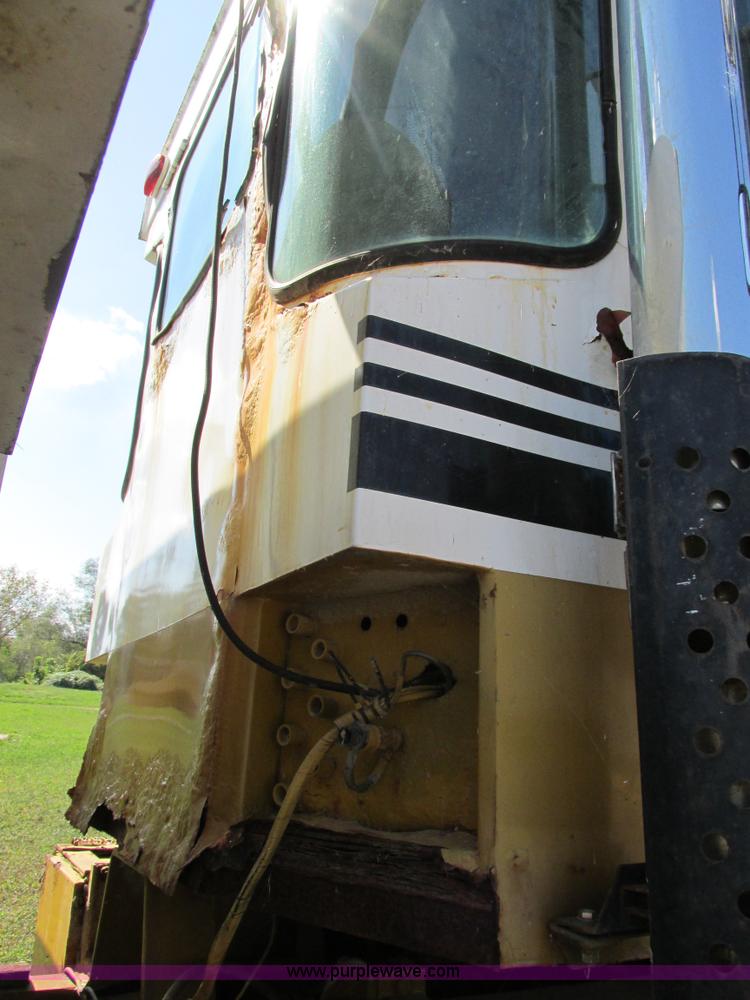 image for item AW9886 1990 Ag-Chem TerraGator 1603T self-propelled applicator